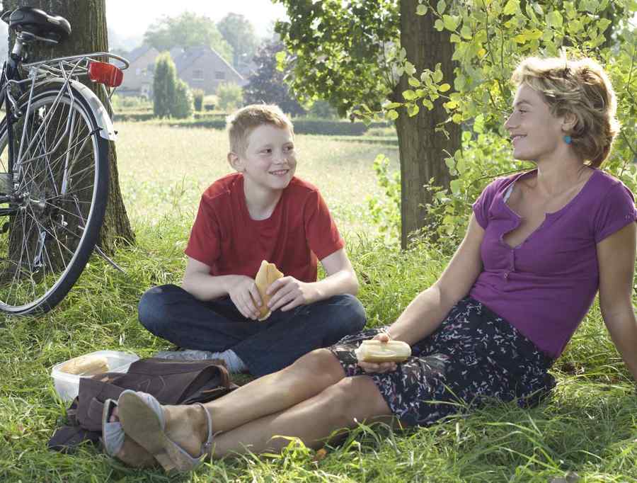 Poveşti de dragoste şi de război, despre singurătate şi destine, despre aventuri şi călătorii