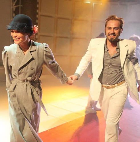 Zile frumoase şi pline de teatru
