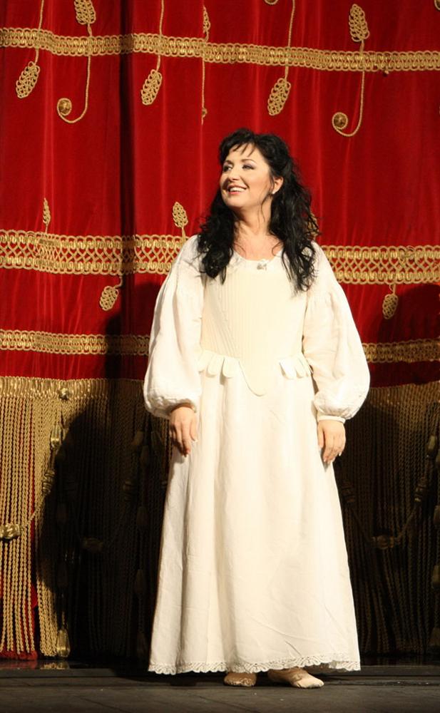 Spectacol-aniversar Elena Moşuc, la Opera Naţională Bucureşti