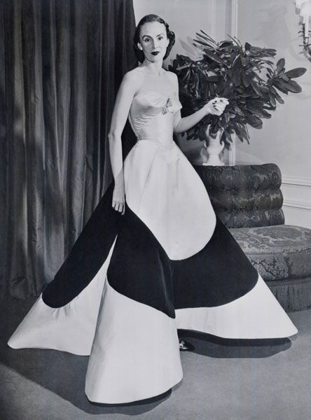 Crinoline la „MET” în New York
