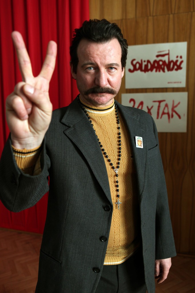 Cineastul Andrzej Wajda reînvie lupta lui Lech Walesa