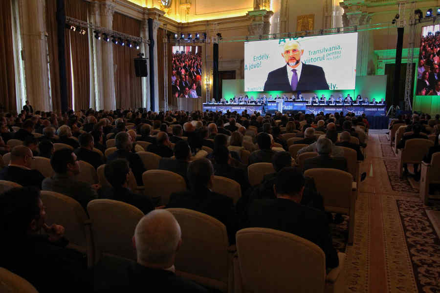 Lozul tras de UDMR: 4 prefecți în Transilvania