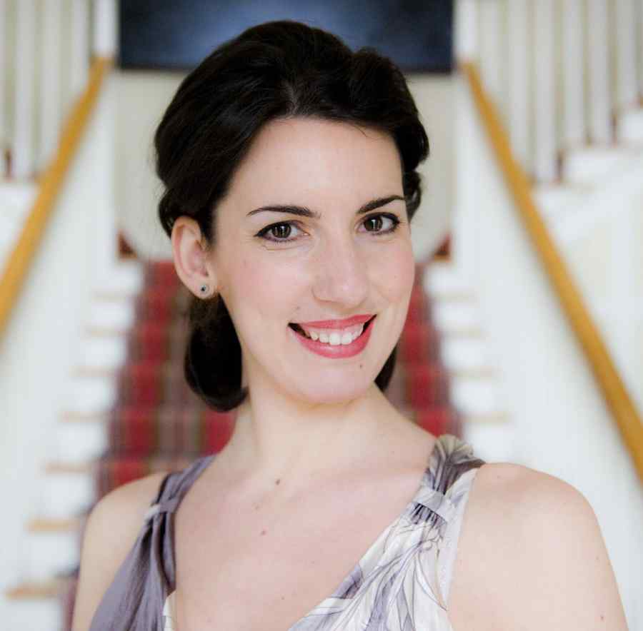 Mezzo-soprana Adriana Feşteu concertează în premieră la Londra