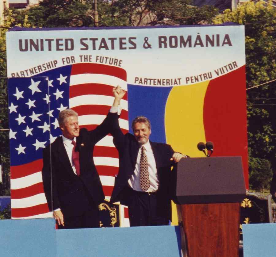 Premiera filmului „Punctul de cotitură. România-NATO (1996-2000)”, la New York şi la Washington, DC