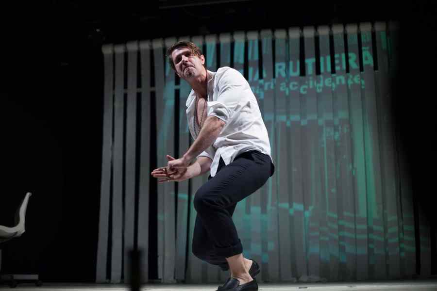 Un love story thriller după Neil LaBute