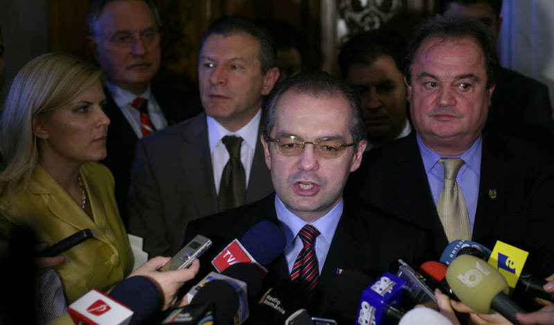 Coaliția a decis: Nu vor fi alegeri anticipate