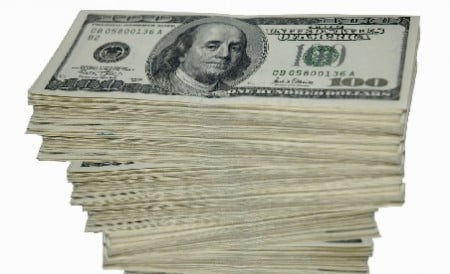BNR: Datoria externă a României, aproape 100 miliarde euro