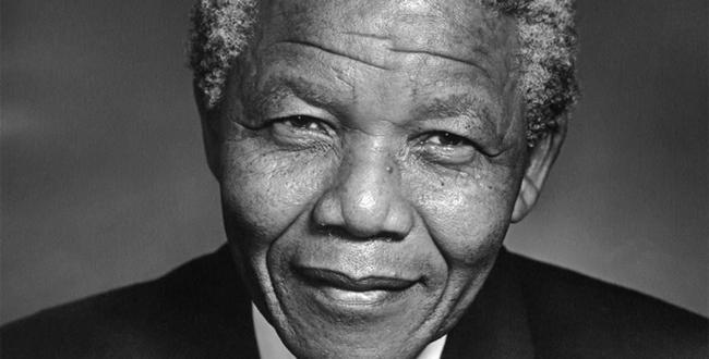 A murit Nelson Mandela