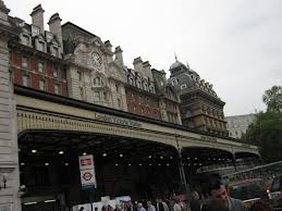 Presa din Marea Britanie recunoaște: Temuta invazie românească  nu a avut loc