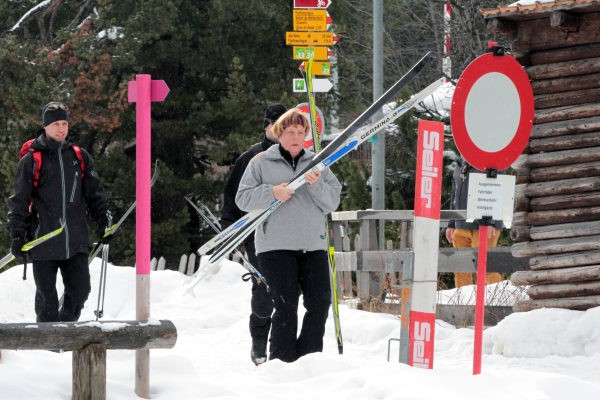 Angela Merkel, țintuită la pat pentru trei săptămâni