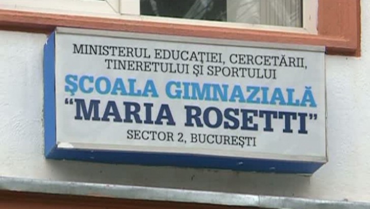 Învăţătoarea din Bucureşti care a cerut şpagă a fost demisă