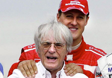 Ecclestone se retrage din fruntea F1. Riscă 10 ani de închisoare pentru dare de mită
