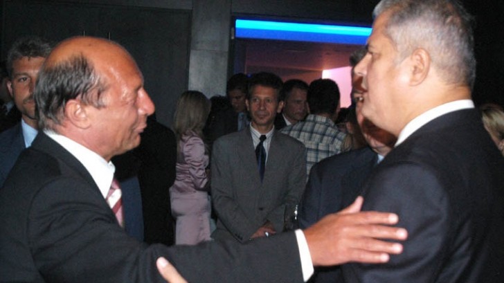 Năstase l-a pârât pe Băsescu la CSM