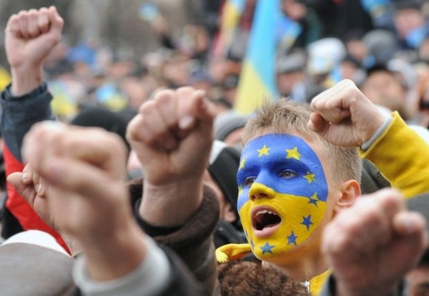 Revoltă la Cernăuți. Protestele au ajuns la granița României