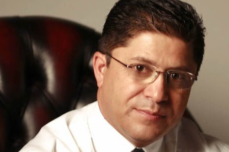 Cine este mai influent acolo, Fenechiu sau Găurean?