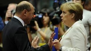 PSD: Primit expeditiv la Berlin, președintele face de râs România