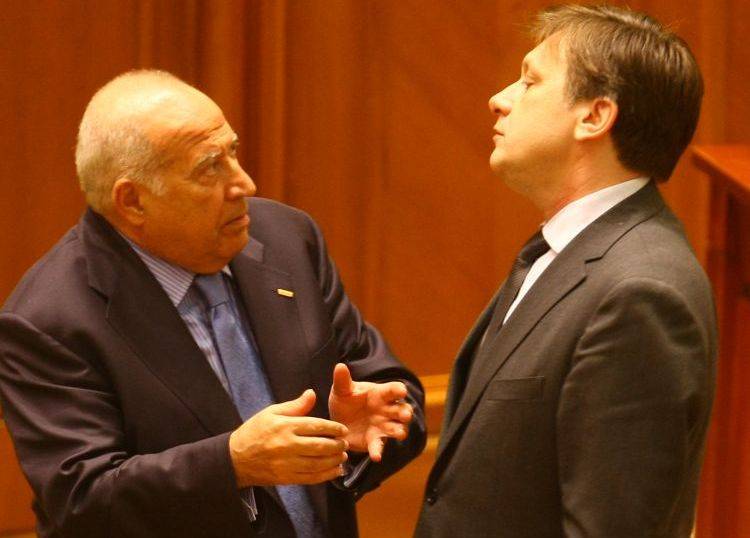 „Eu de vreo trei-patru luni sunt, aşa, interzis pe Antena 3”