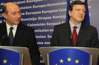 Băsescu: Mă simt îndreptăţit să cer dreptul de intrare în Schengen
