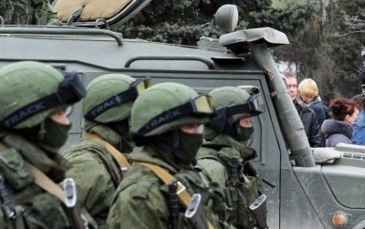 John Kerry se va deplasa marţi la Kiev