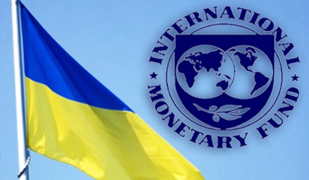 Armata rusă, în Crimeea, iar John Kerry și armata FMI, la Kiev