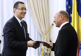 Jurământ la Cotroceni cu salutări pentru UDMR