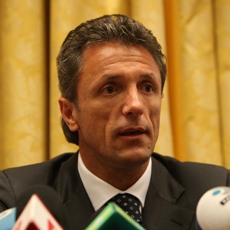 Populismul ca sport naţional şi graţierea lui Gică Popescu