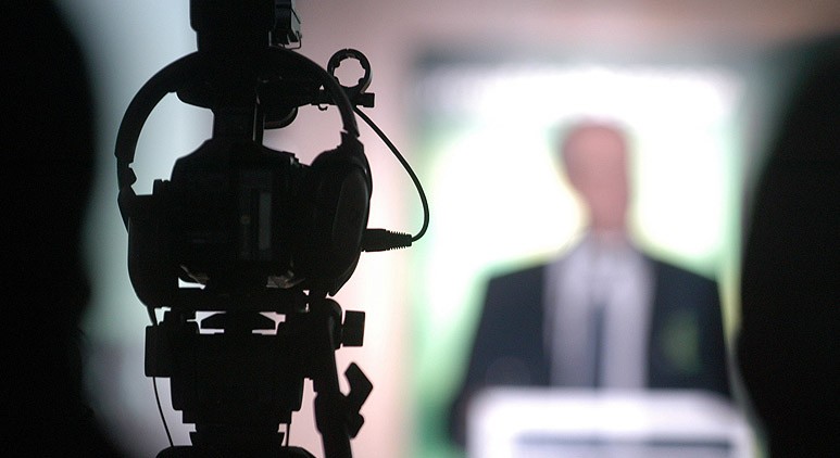 Canalele de televiziune ucrainene, înlocuite cu cele ruseşti în Crimeea