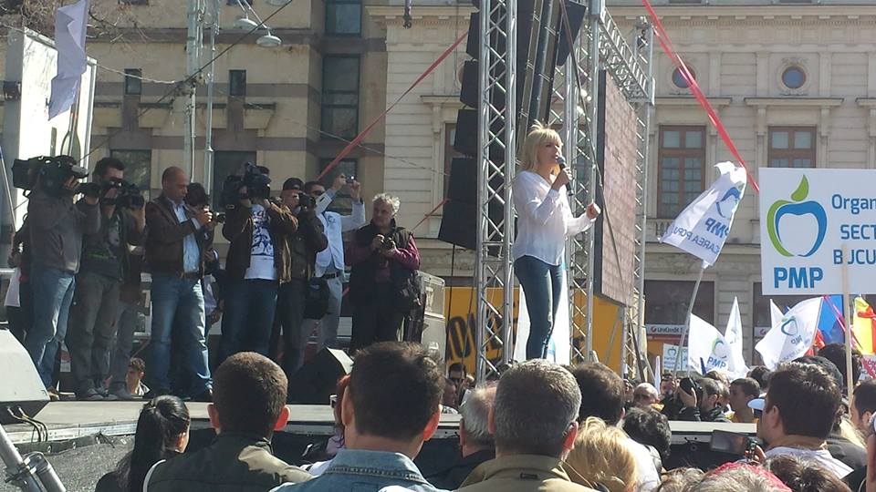 Băsescu: Elenei Udrea îi stă bine pe tocuri
