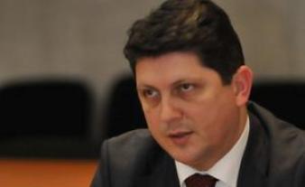 Corlăţean respinge comparaţia între Kosovo şi Crimeea