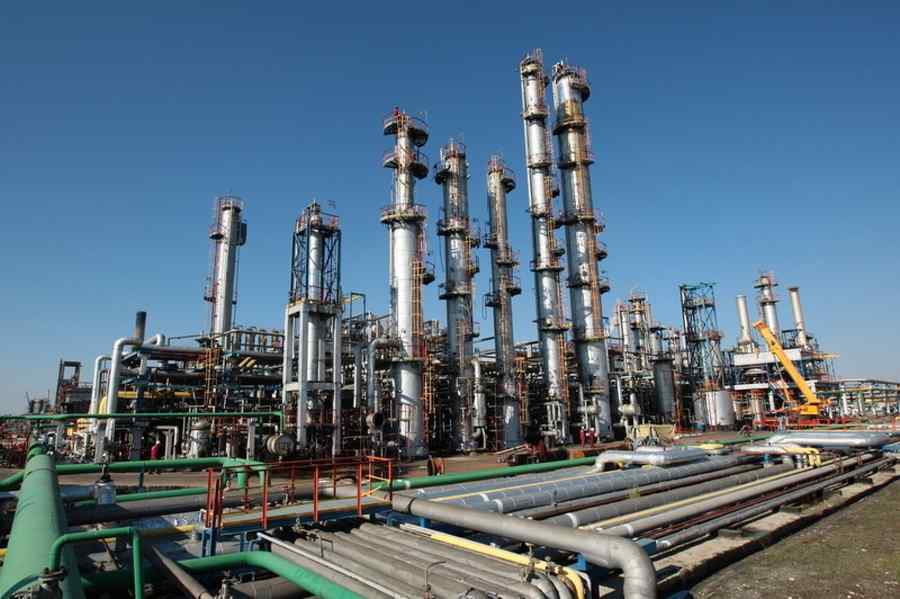 Rafinăria Petromidia și benzinăriile Rompetrol intră în era chineză