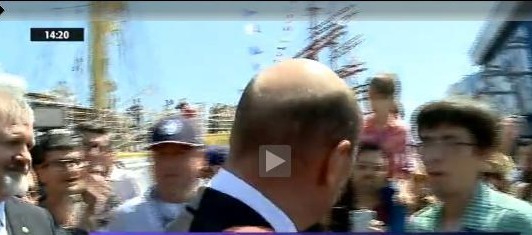 Traian Băsescu a fost scuipat de un bărbat