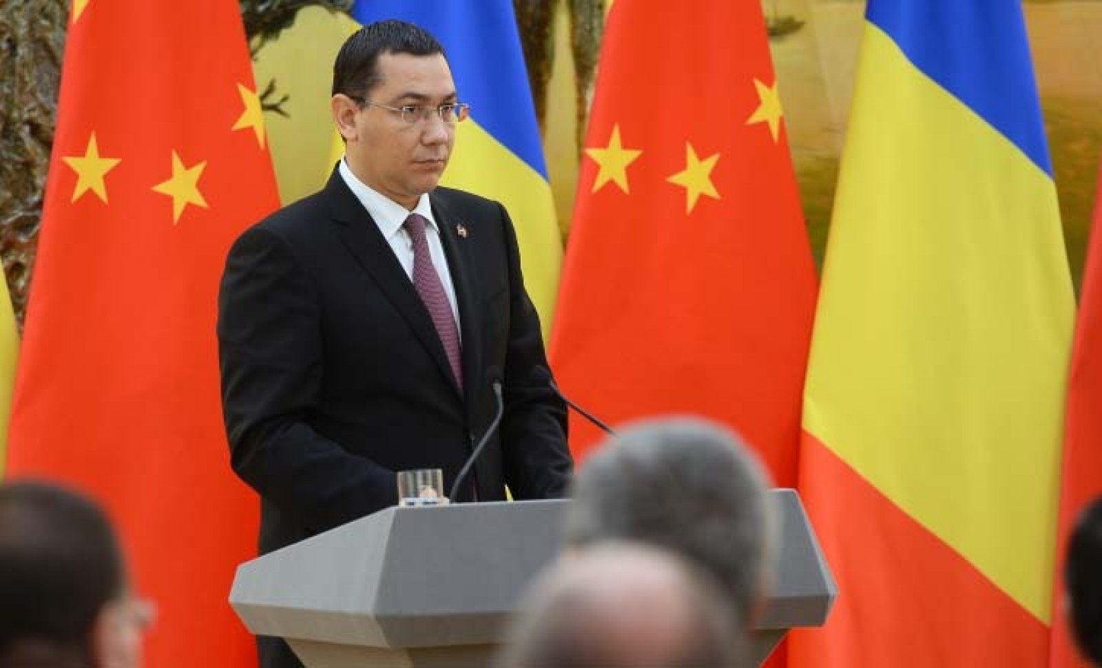 Ponta, despre Meleşcanu:  E un om extrem de elegant