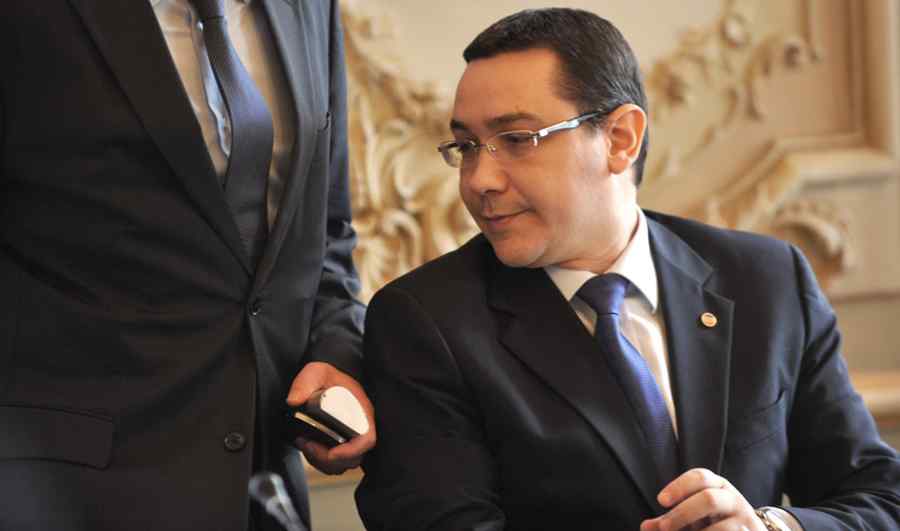 Ponta are propuneri hazlii pentru cele două ministere