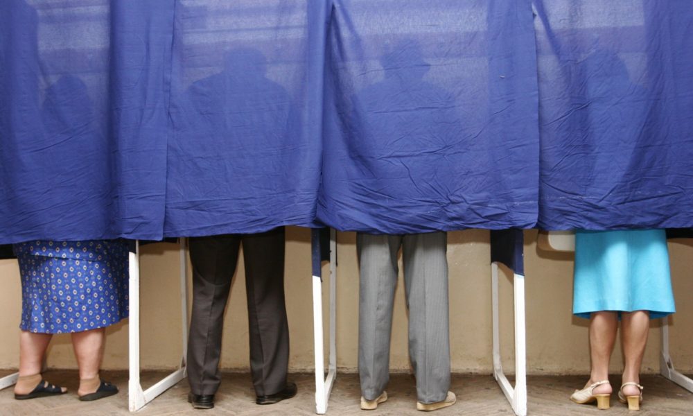 Died in the voting cabin