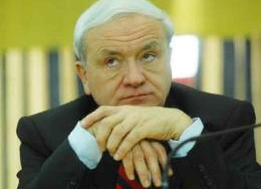 Aristotel Căncescu, mandat de arestare prelungit