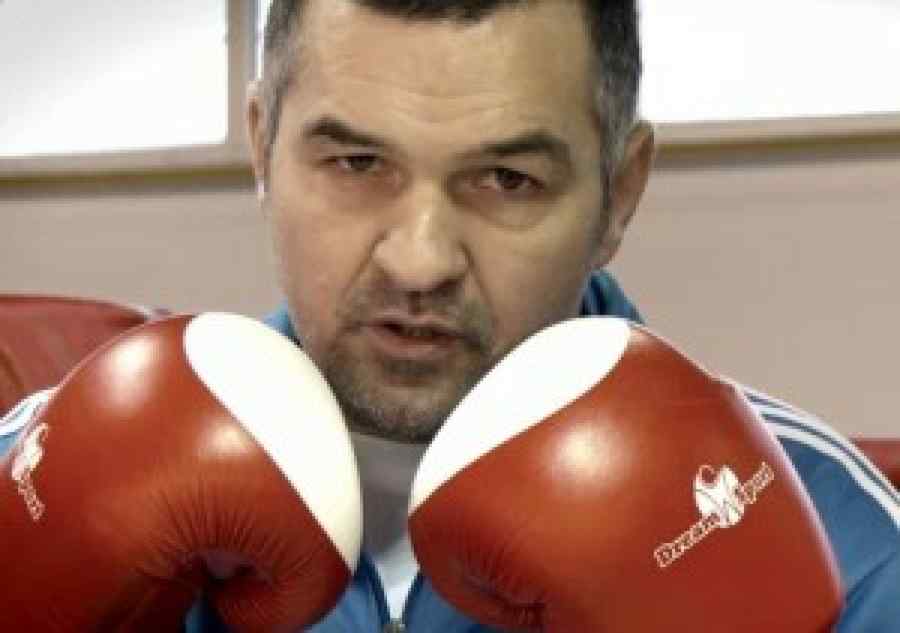 Doroftei nu mai demisionează din funcţia de preşedinte al Federaţiei Române de Box