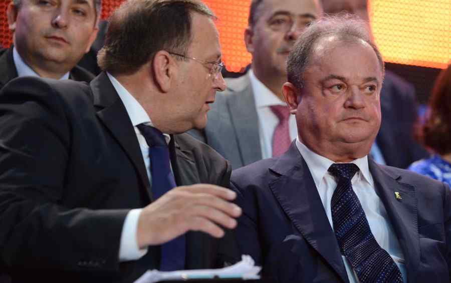 Cum va decurge fuziunea dreptei în 2015