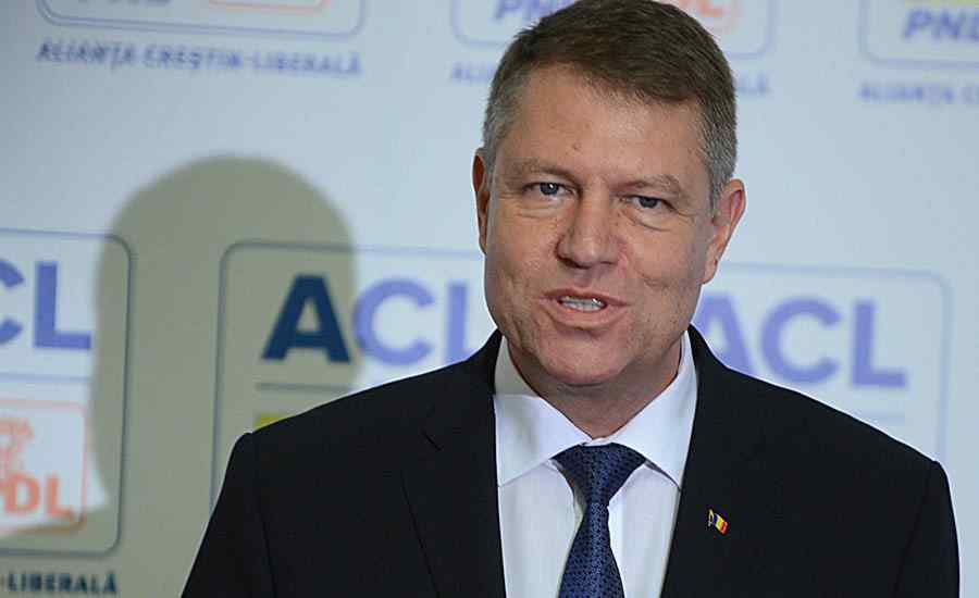 Cine ar putea fi consilierul pentru politică externă al lui Iohannis