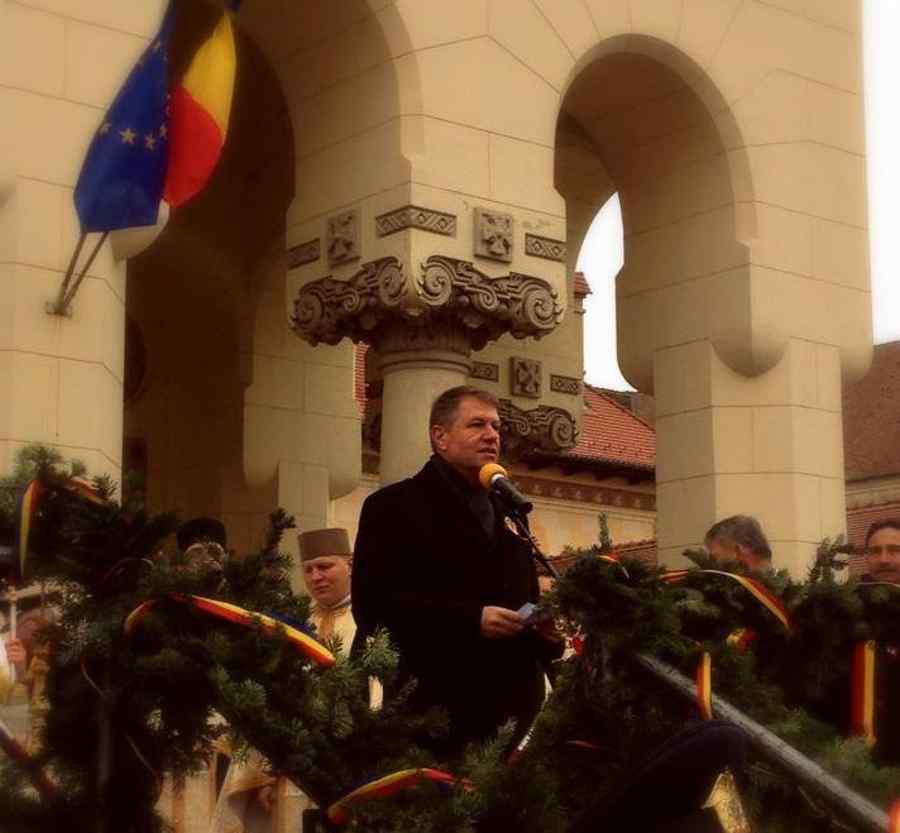 Iohannis, la manifestările de la Alba Iulia (VIDEO)