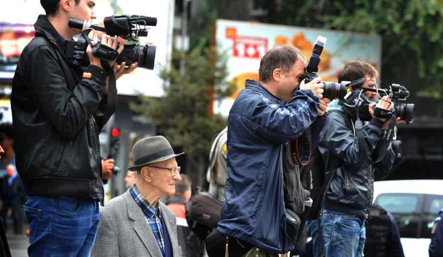 În aşteptarea Elenei Udrea