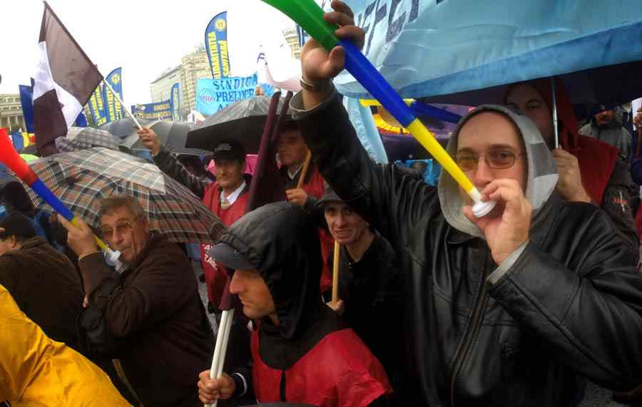 Protest la ușa lui Ponta (Galerie foto)