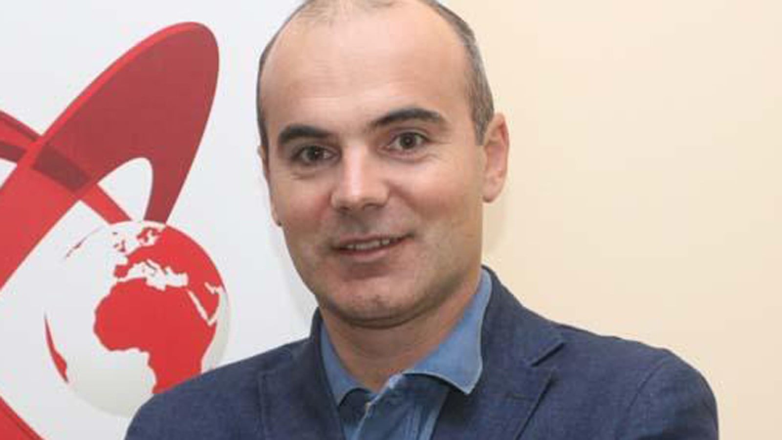 Rareș Bogdan: Ponta, prin imaturitatea sa, aruncă în derizoriu serviciile și pune în pericol țara