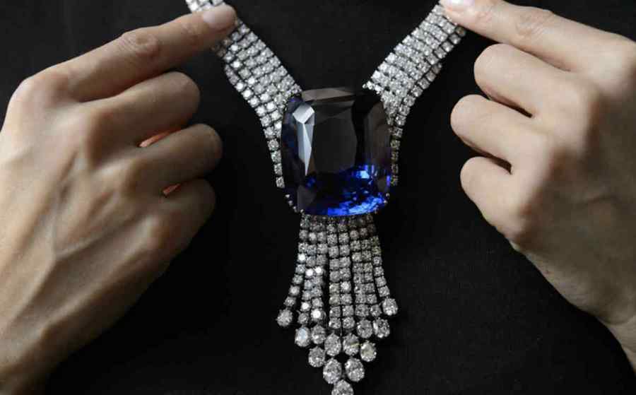Blue Belle of Asia, nou record pe piaţa safirelor