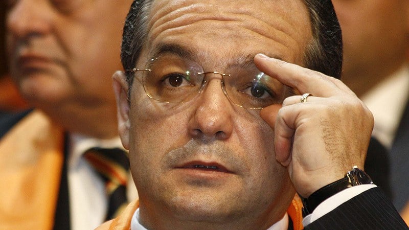 Nici măcar „dragă” Emil…