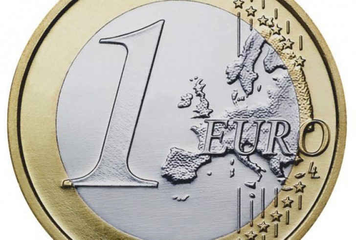 Leul se depreciază. Euro se apropie de maximul istoric