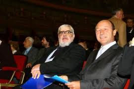 Haşotti răspunde atacului de mahala al intelectualului lui Băsescu, Andrei Pleşu