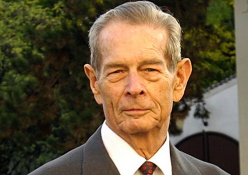 Regele Mihai, decorat de Ministerul Apărării Naționale