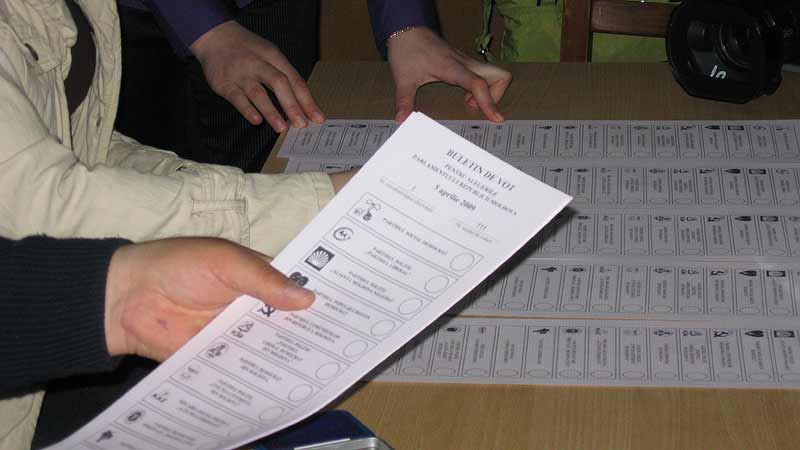 Listele definitive în Alba şi Arad