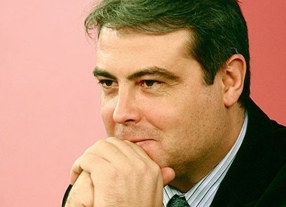 Adrian Cioroianu a scris un roman de dragoste
