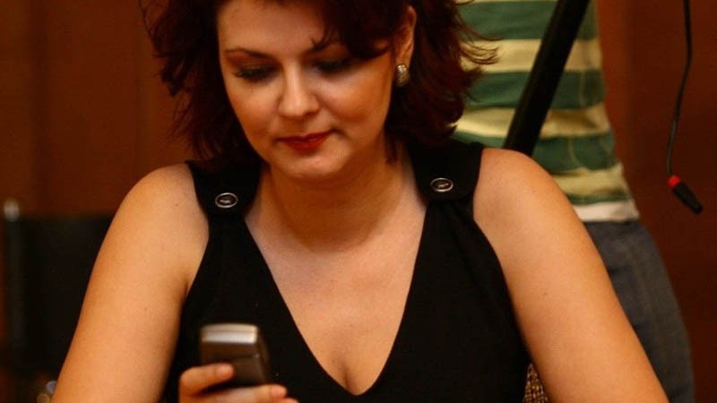 Olguţa Vasilescu se laudă că a publicat 10.000 de articole